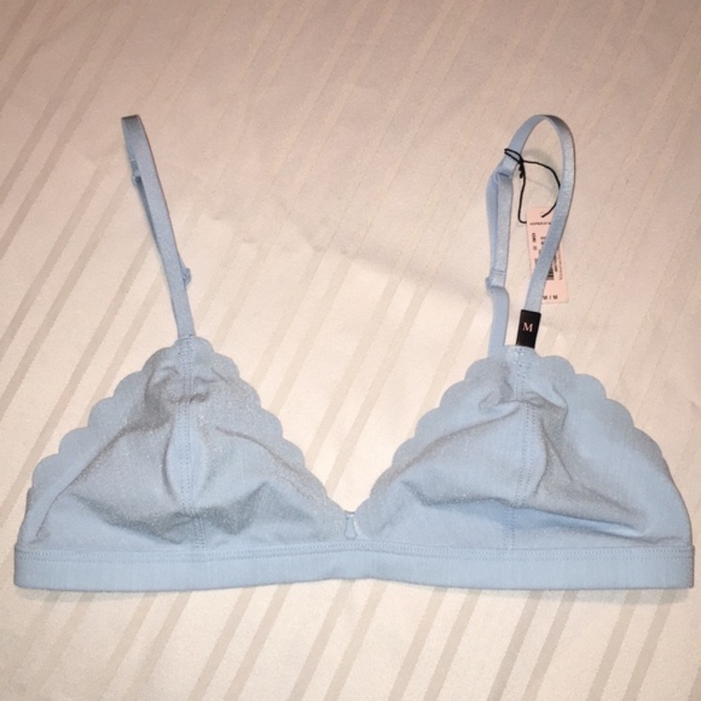 LAST 1!!! New VS Sexy Little Scallop Bralette - Picture 5 of 8